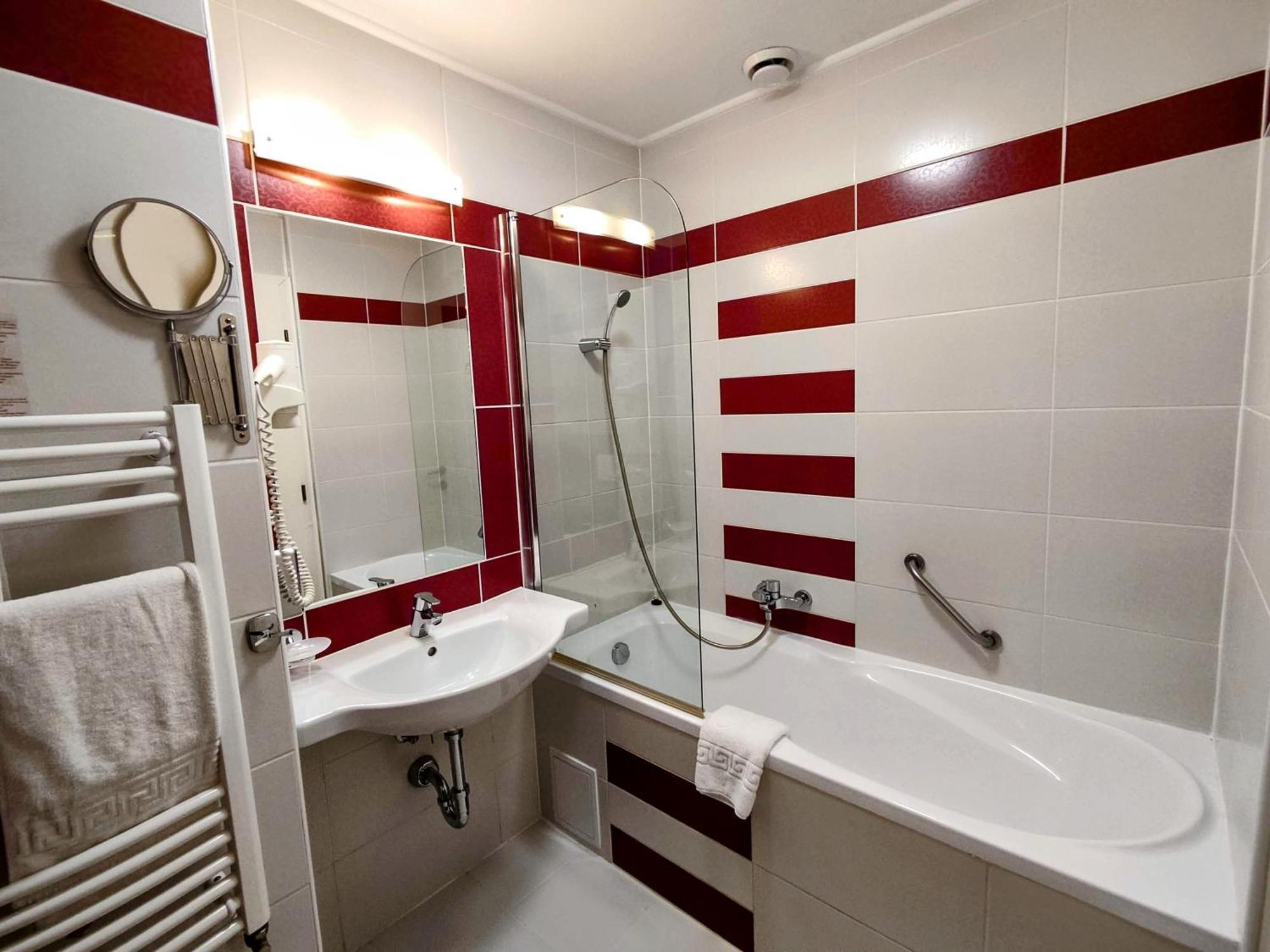 Calimbra Wellness Hotel Superior Miskolc Luaran gambar