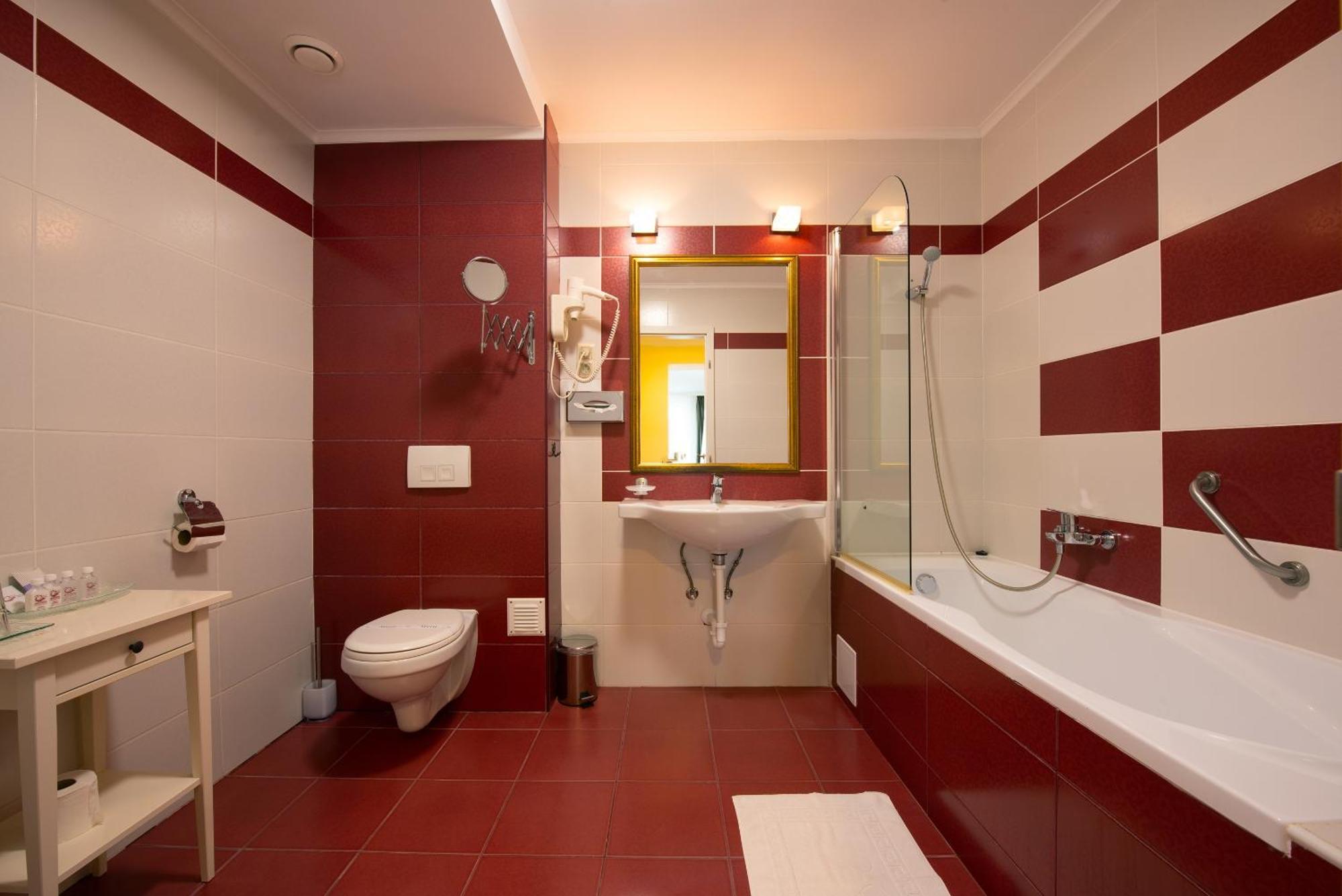 Calimbra Wellness Hotel Superior Miskolc Luaran gambar